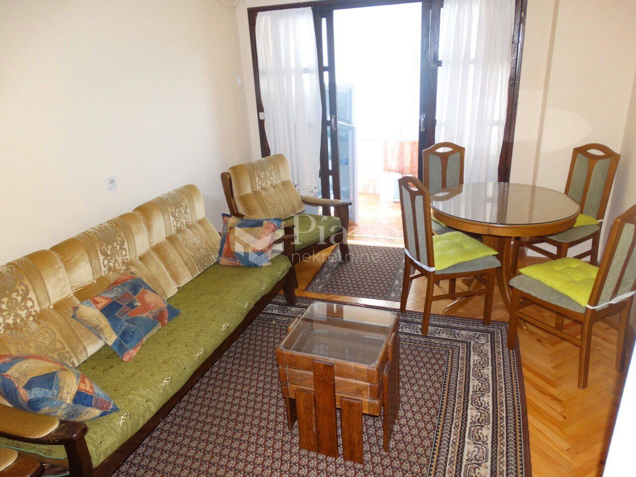 DVOSOBAN NAMJEŠTEN STAN PREKO MORAČE 