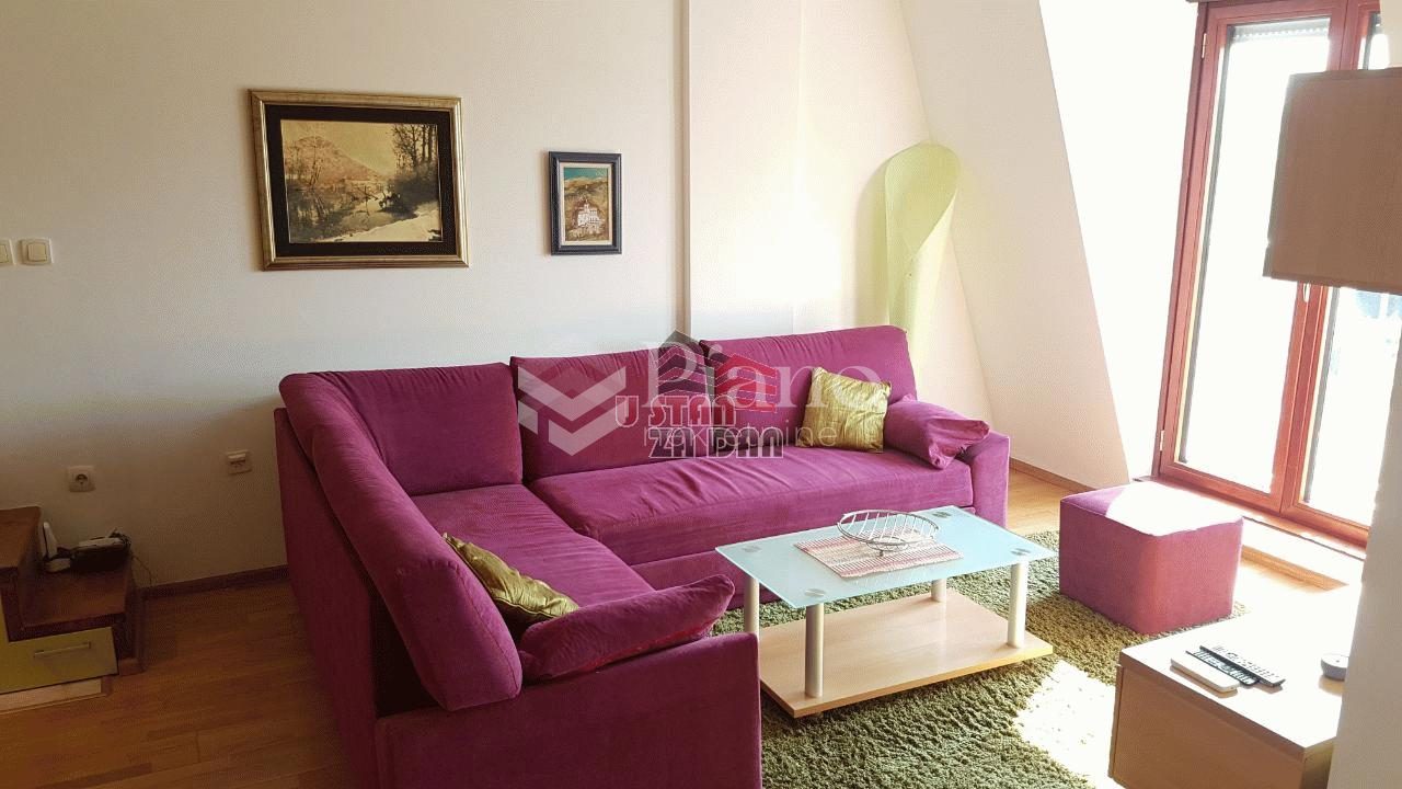 Furnished studio apartment with gallery in Zabjelo
