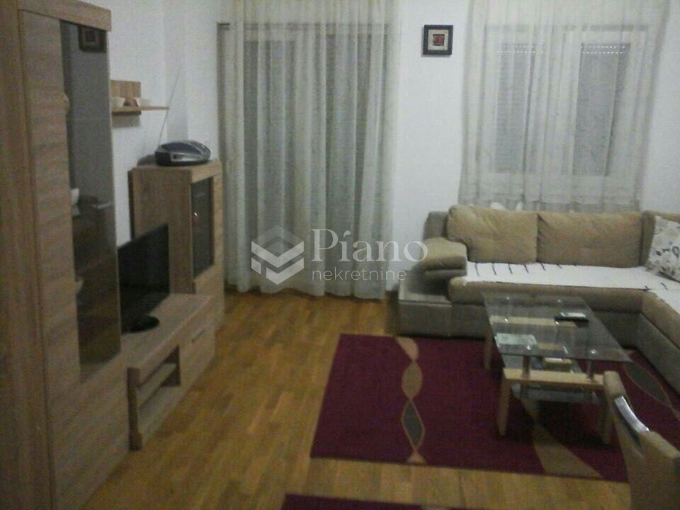 Namješten jednosoban stan u City kvartu