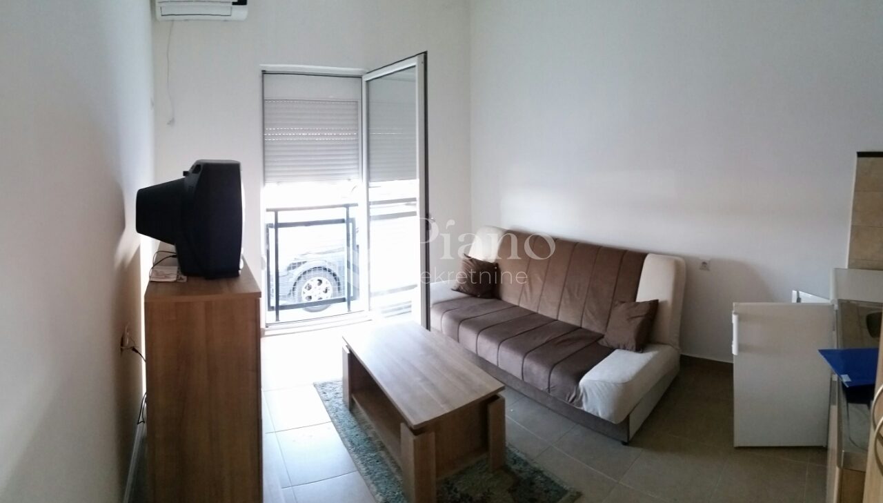 Namještena garsonjera iza Delte