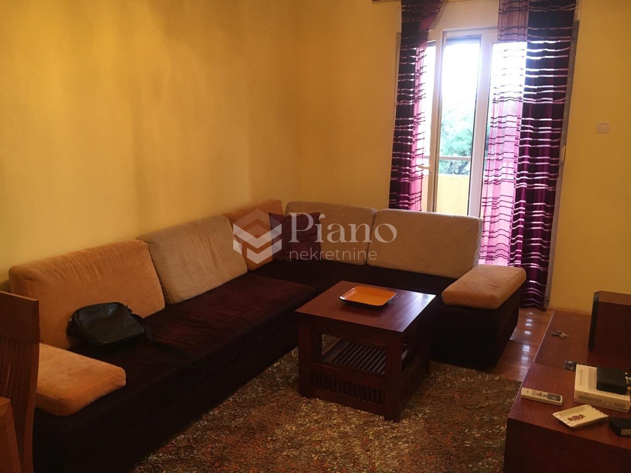 Jednosoban namješten stan u Bloku 6