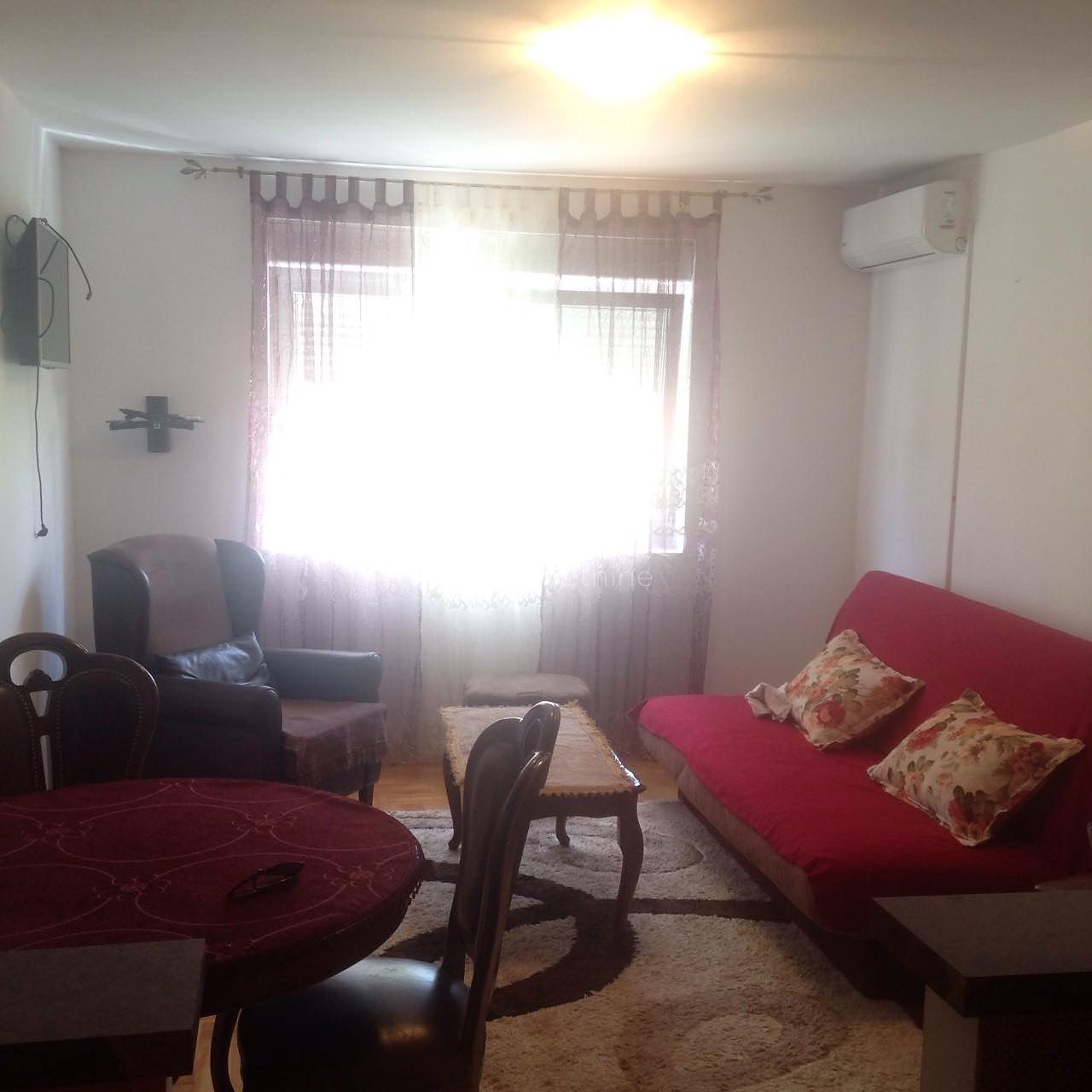 Jednosoban namješten stan u Zagoriču