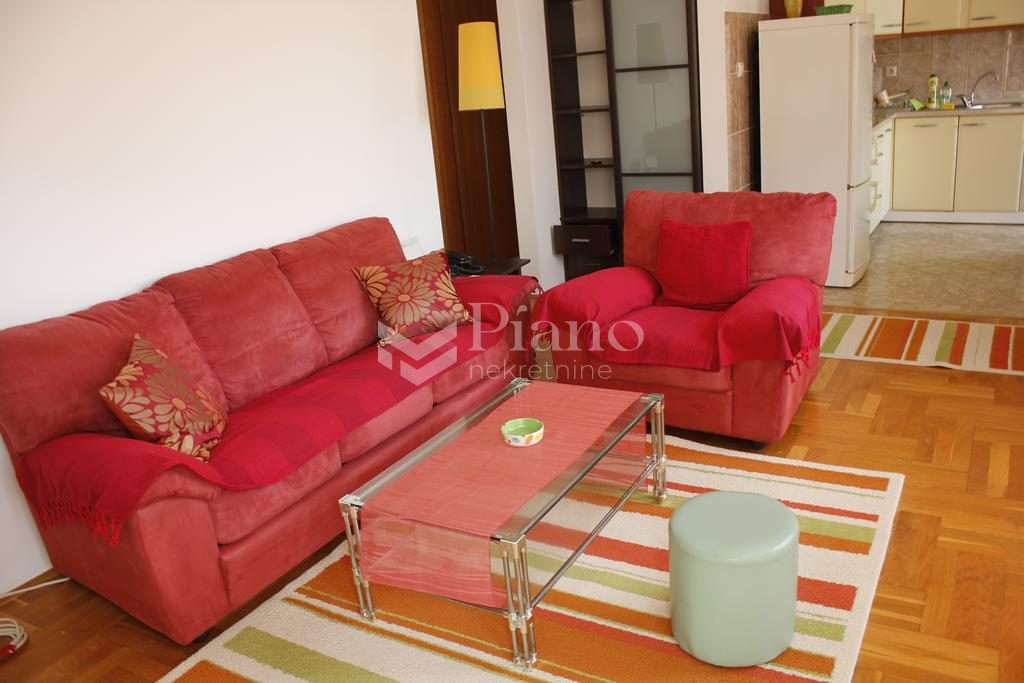 Jednosoban namješten stan kod Vezirovog mosta