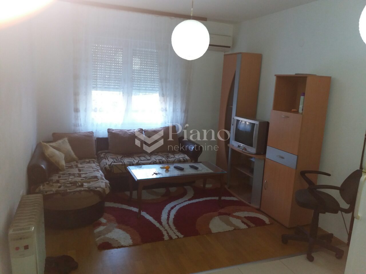 Jednosoban namješten stan iza Codre