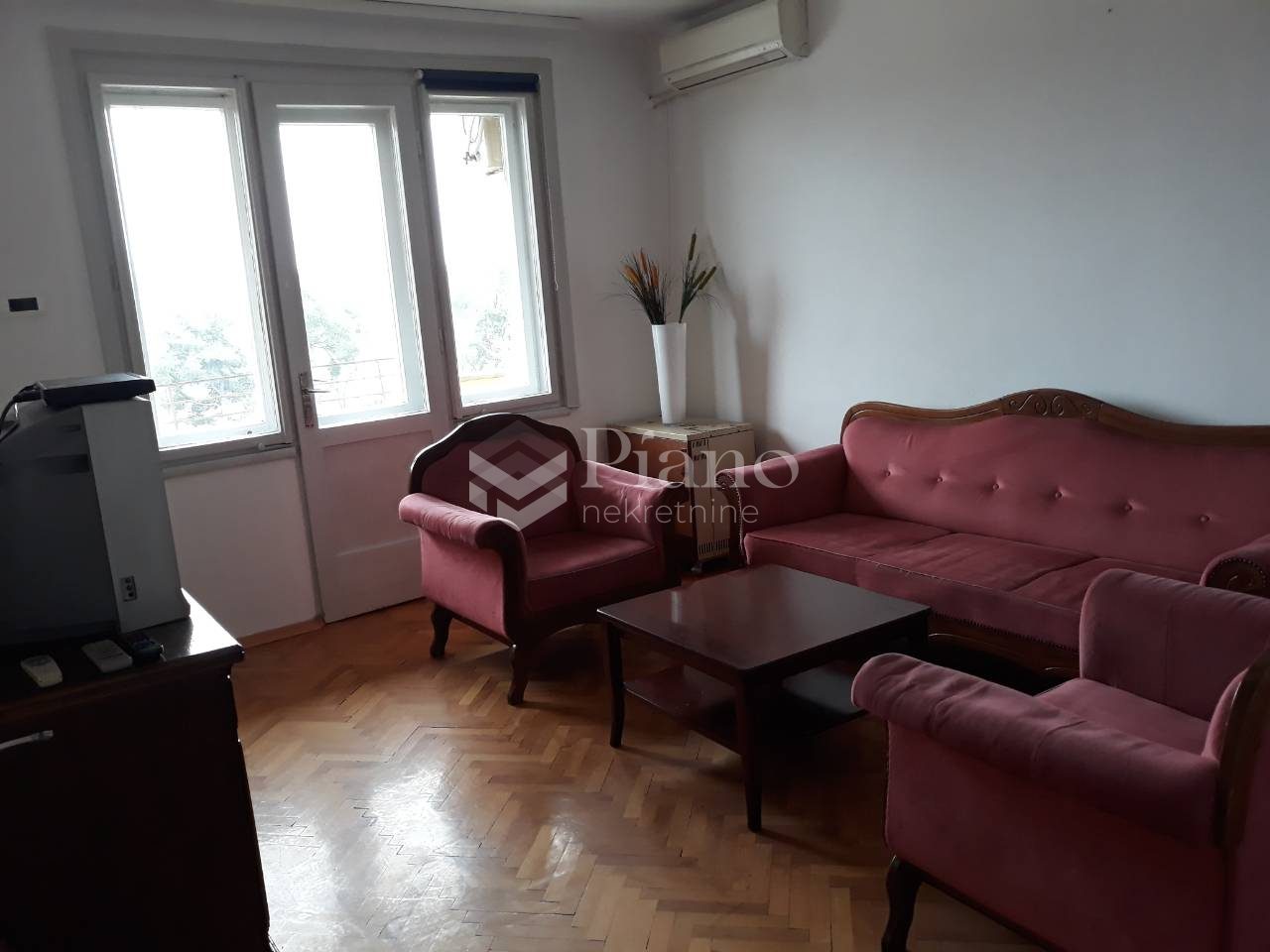 Jednosoban namješten stan Preko Morače