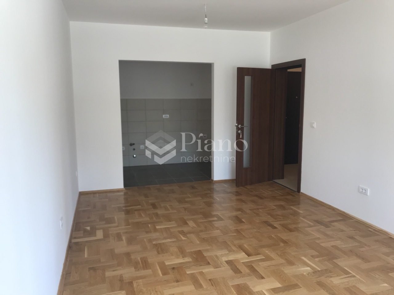 Unfurnished one-bedroom apartment in Donja Gorica