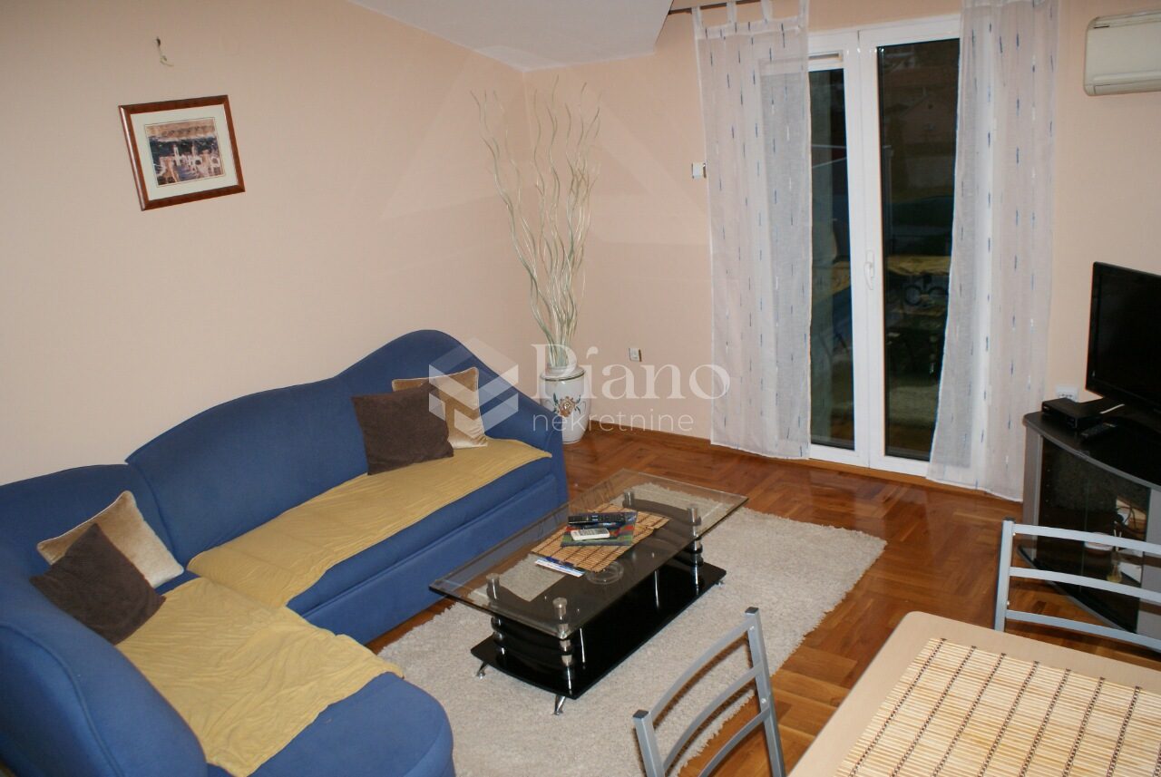 Furnished one-bedroom apartment in Zabjelo