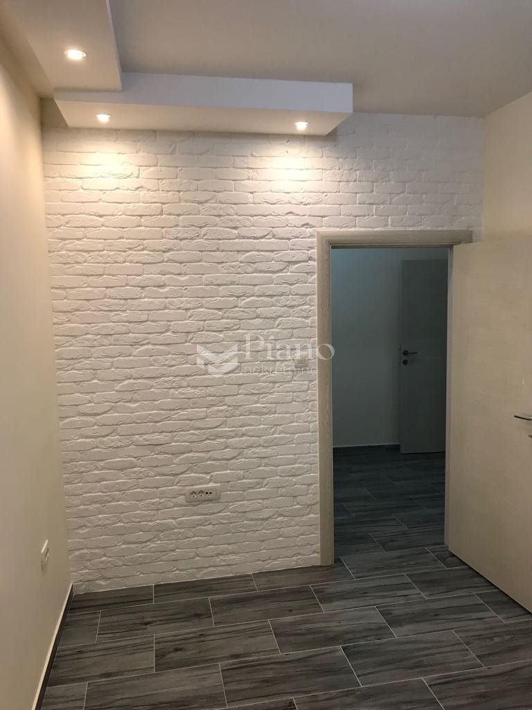 Nenamještena kuća na Draču