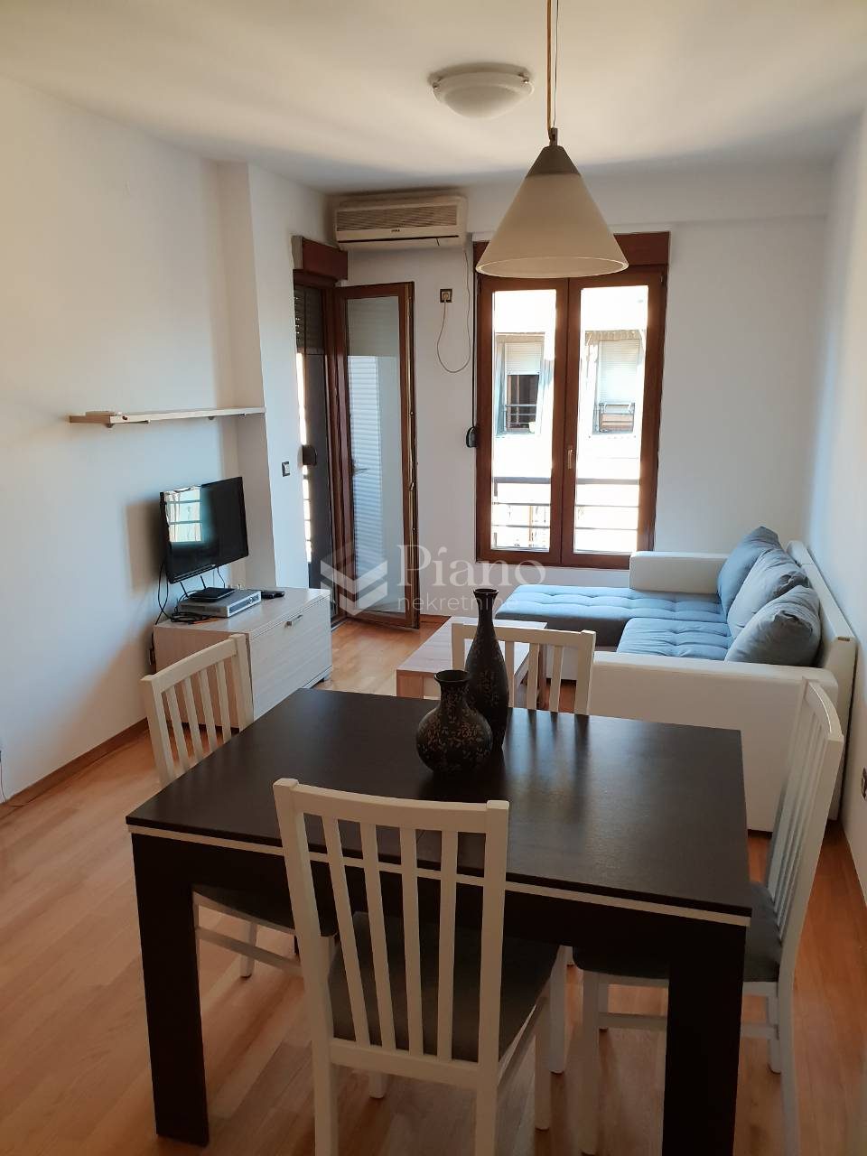 Furnished one-bedroom apartment Preko Morače