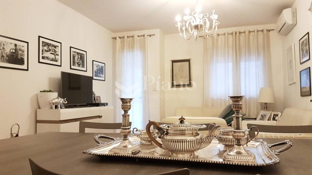 Furnished two-bedrooms apartment in City kvart