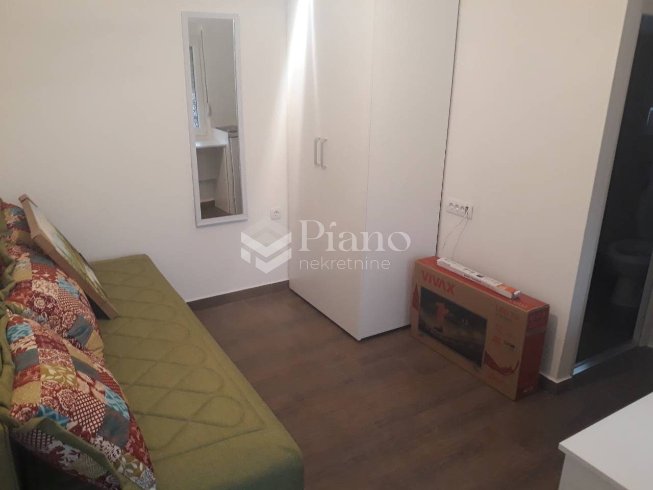 Furnished studio apartment near City kvart