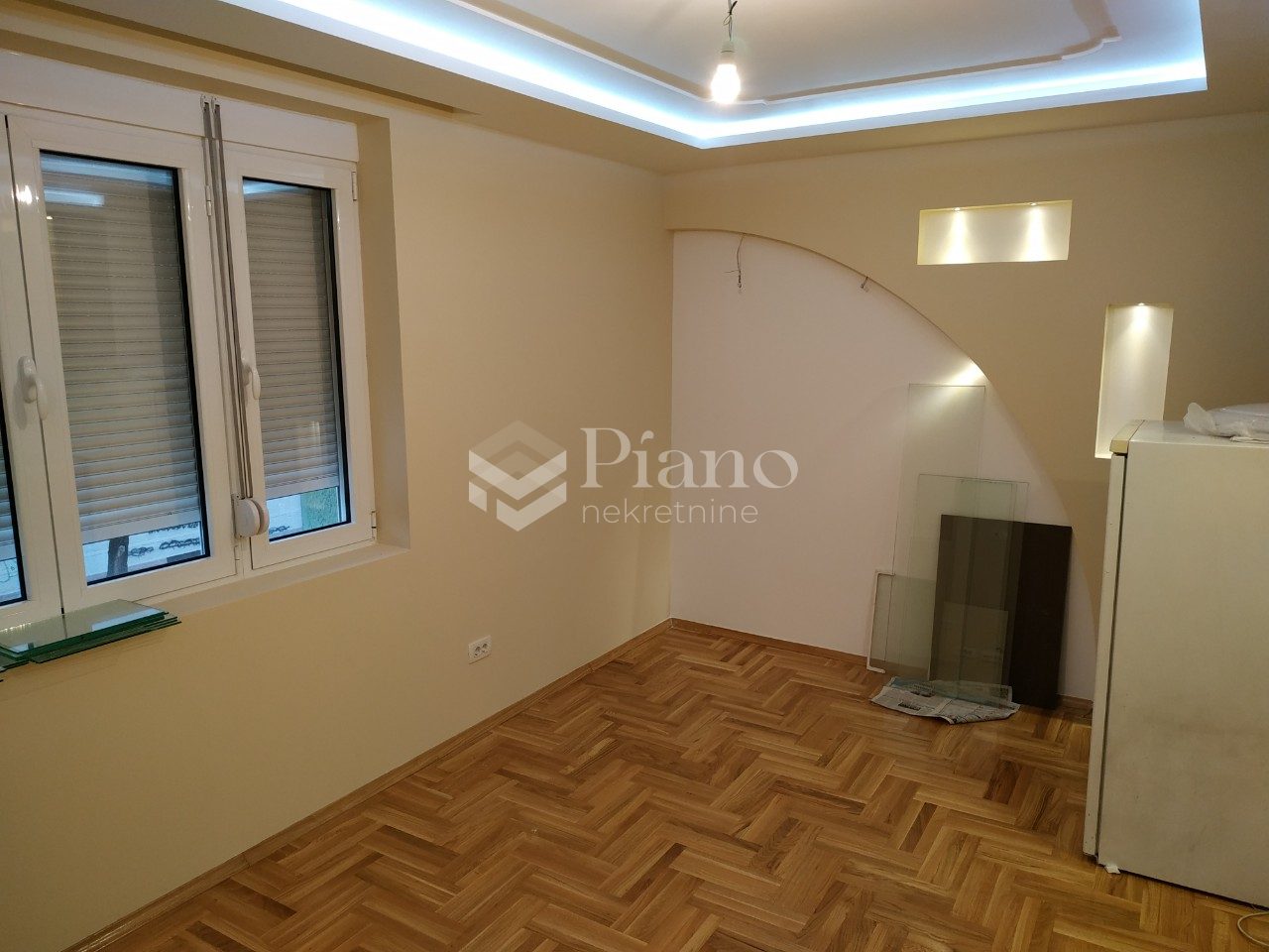Semi-furnished two-bedrooms apartment in city center