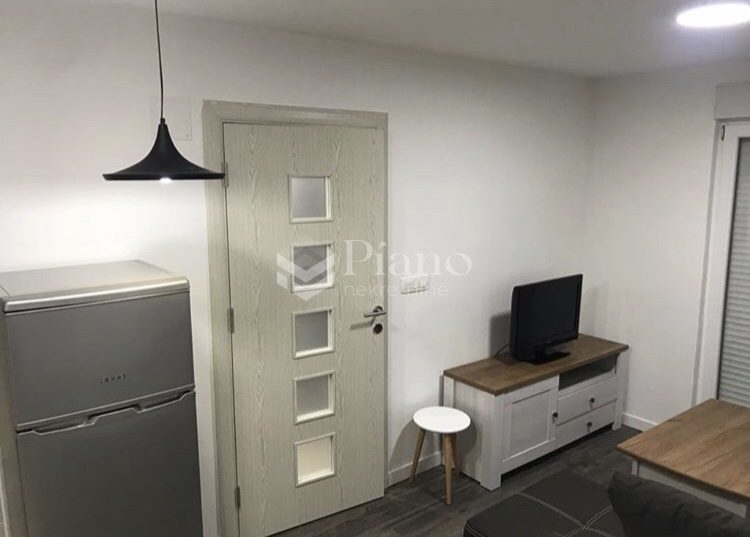 Furnished studio apartment in Tolosi