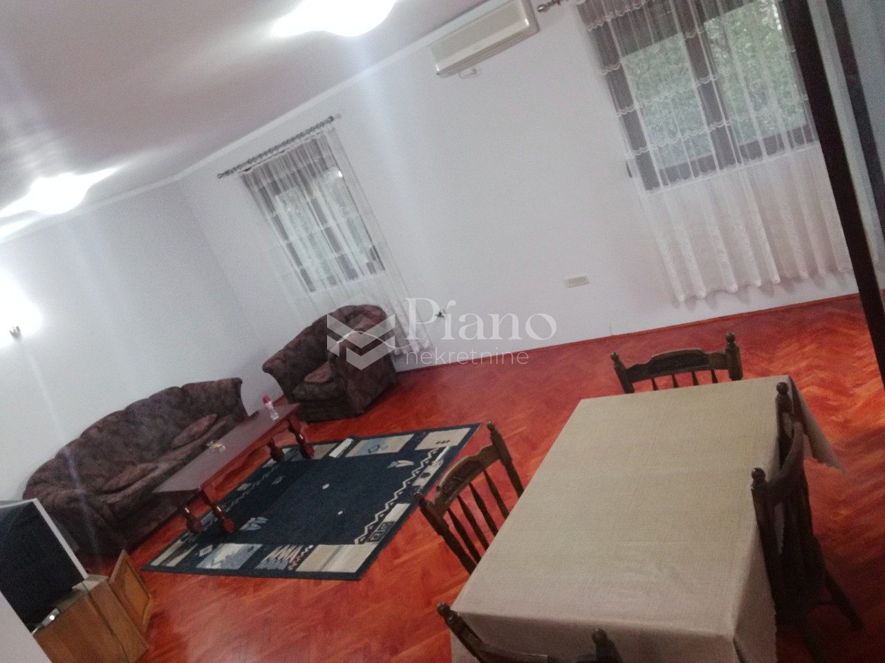 Furnished two bedroom apartment in house in Dalmatinska street