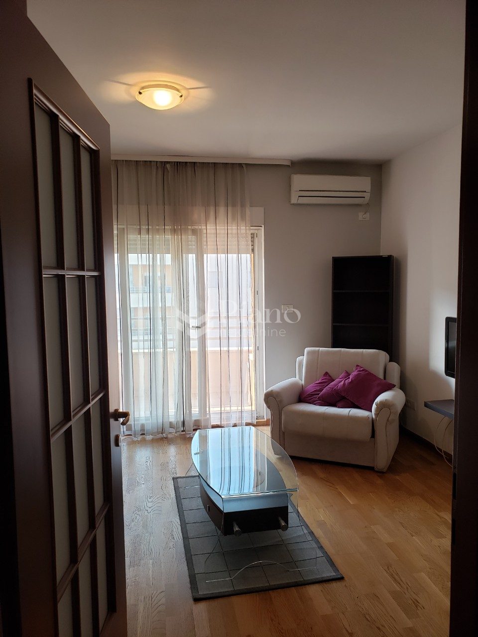 Furnished studio apartment in City kvart