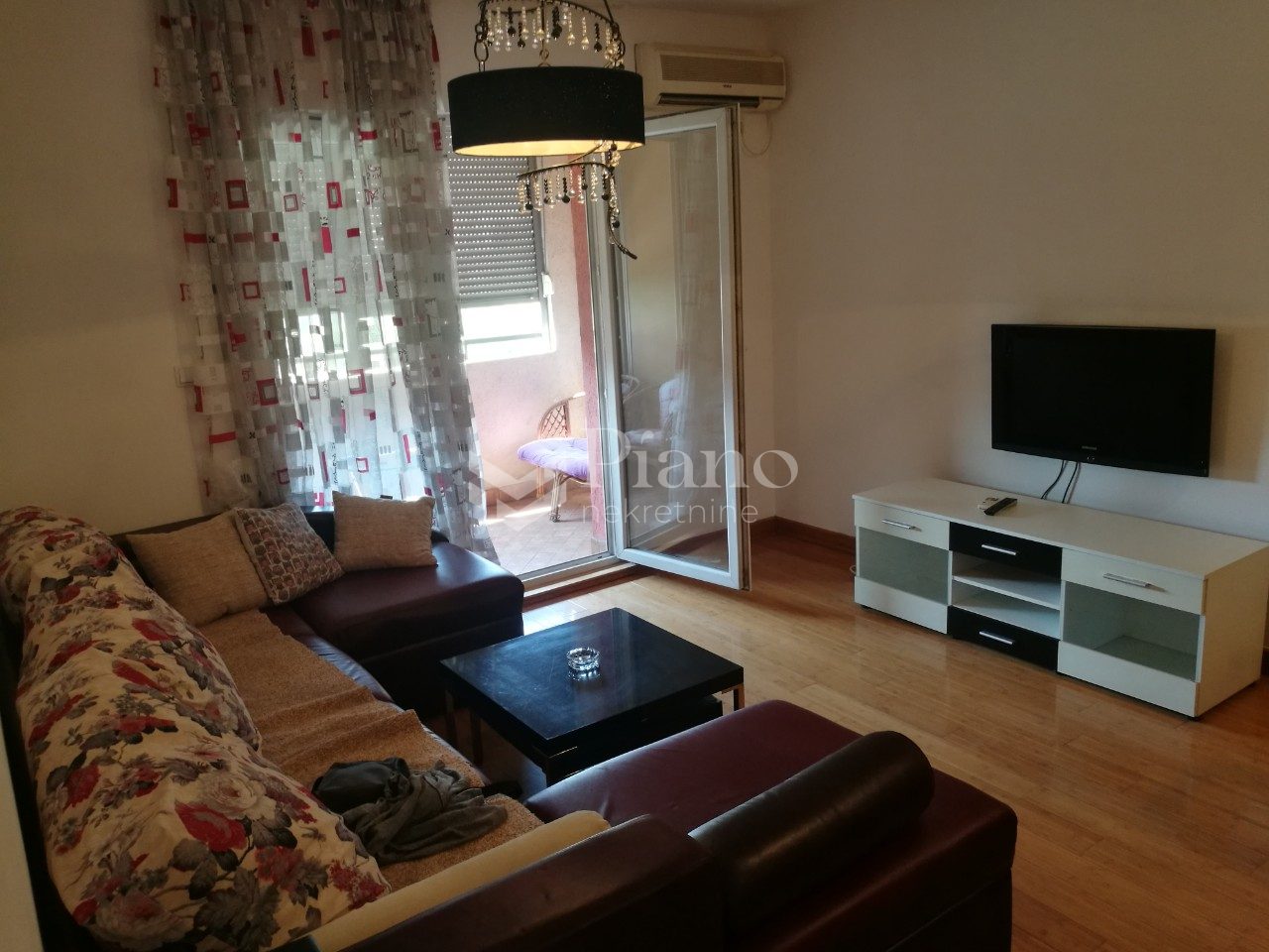 Furnished two bedroom apartment near Vezirov bridge