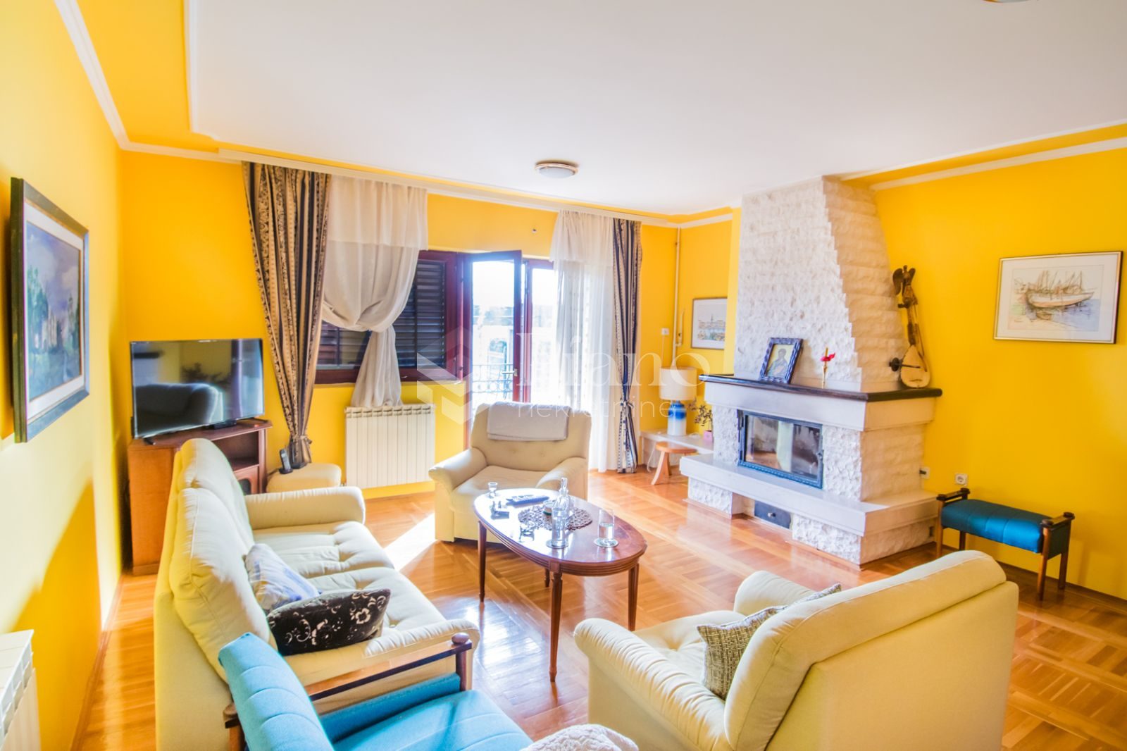 Furnished house in Donja Gorica