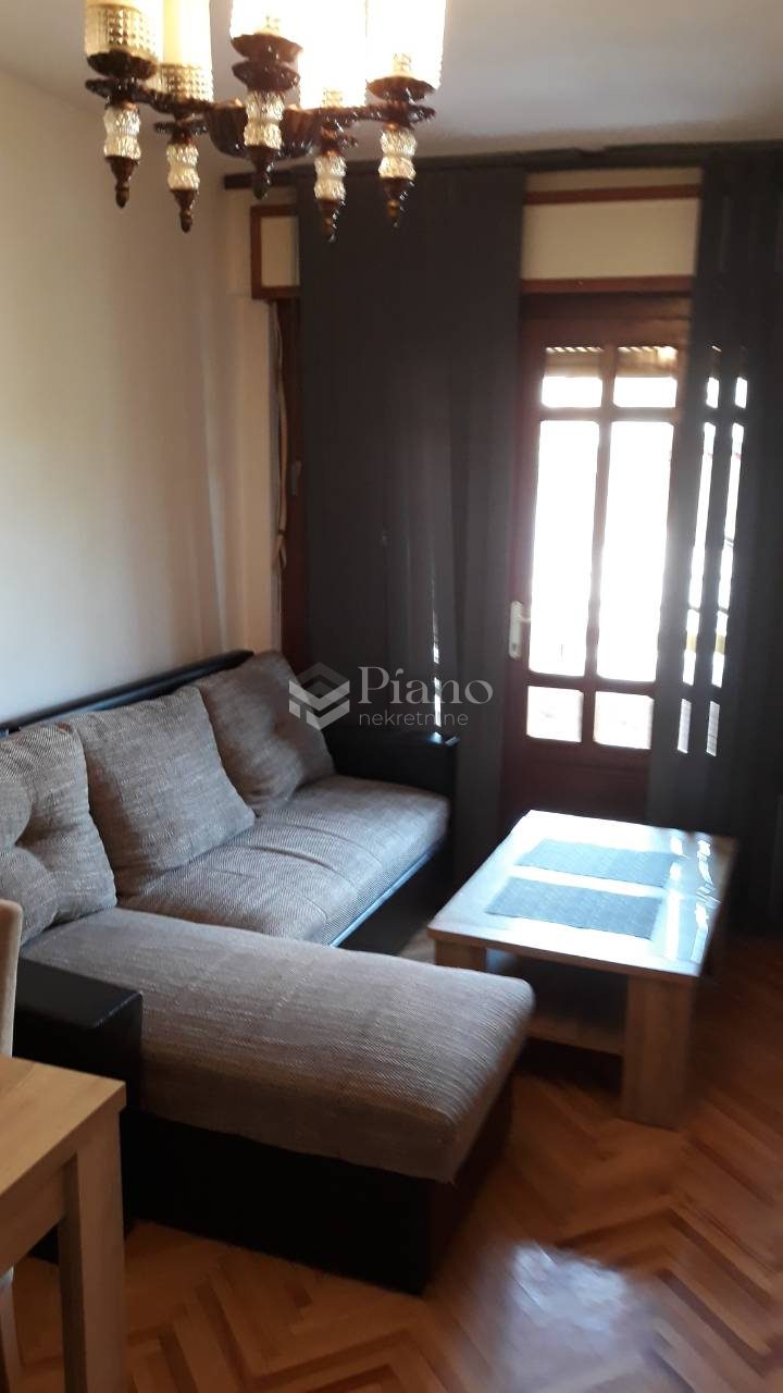 Furnished two-bedrooms apartment in Stari Aerodrom