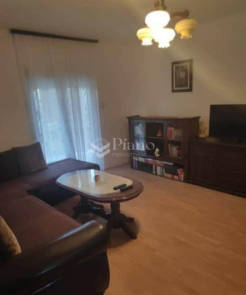 Furnished two bedroom apartment in house in Zagoric