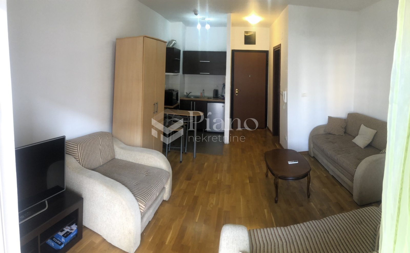 Furnished studio apartment in City kvart