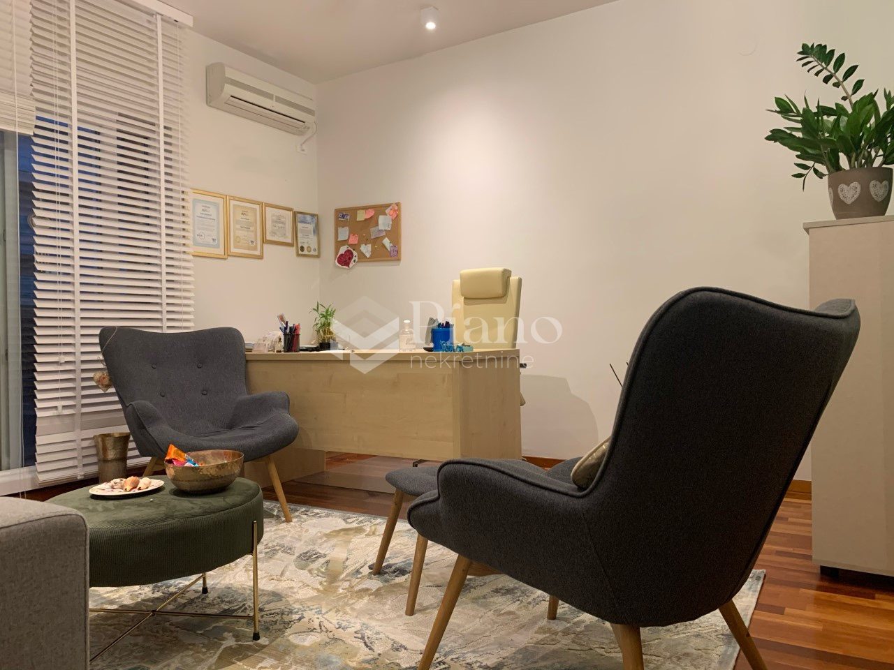 Furnished office in City kvart