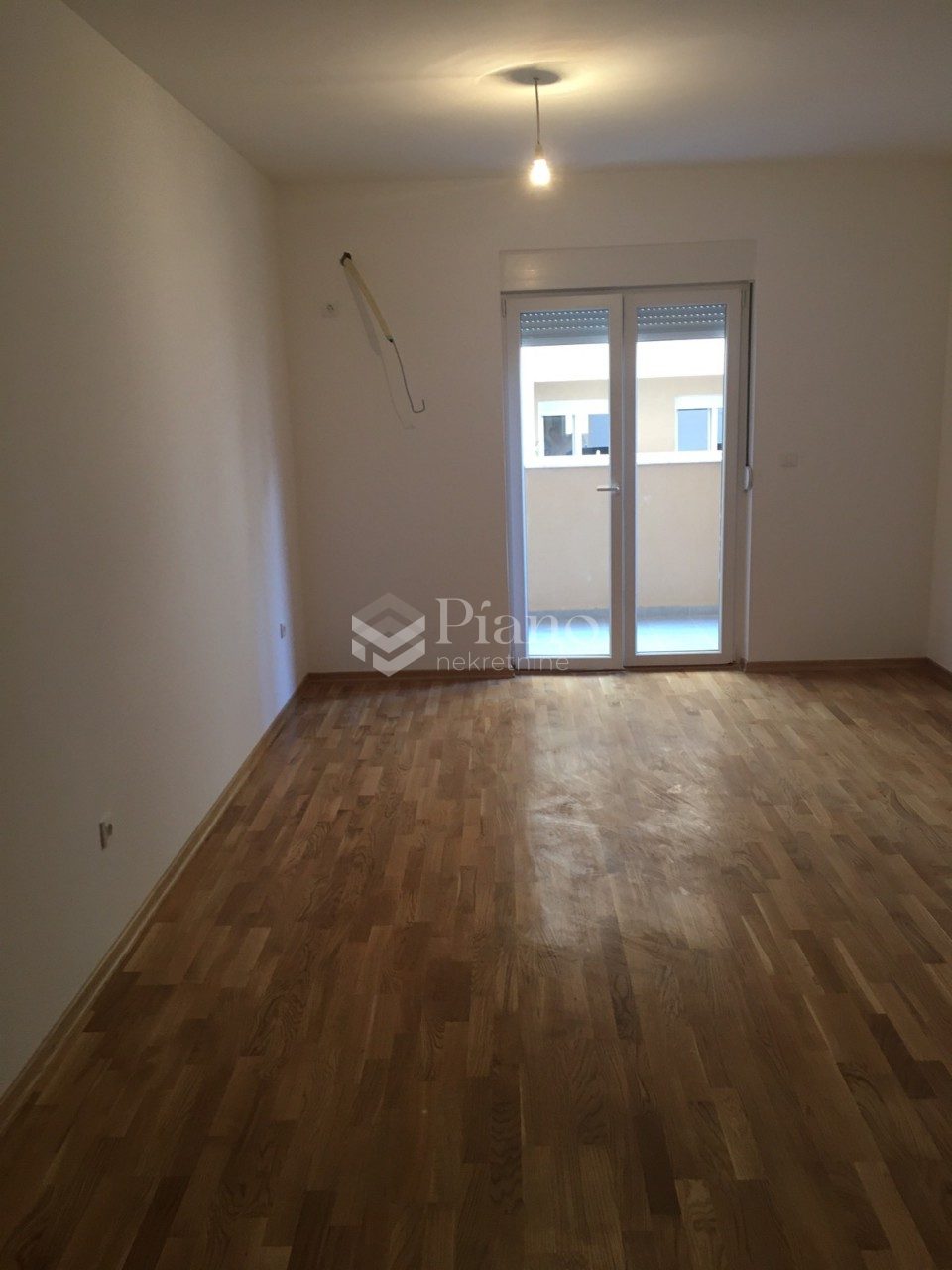 Unfurnished one bedroom apartment,  Tuški put