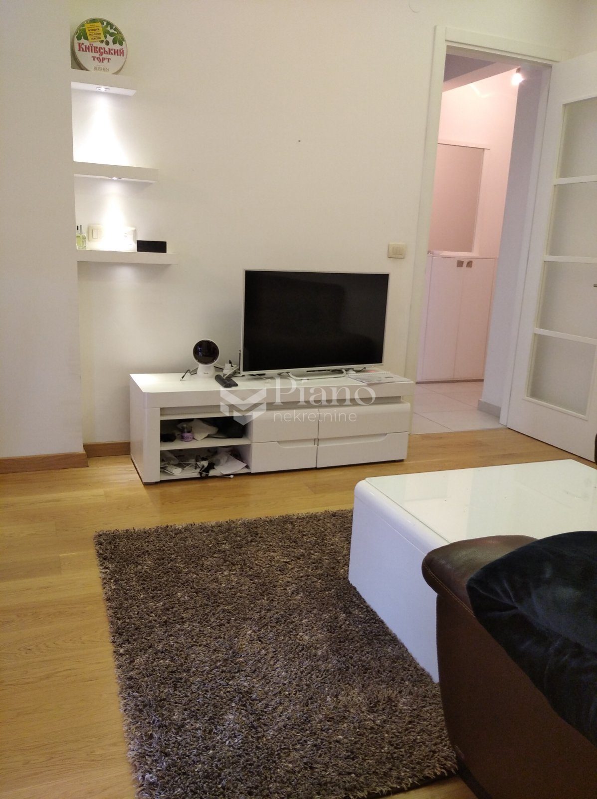 One bedroom lux furnished apartment near Ljubović