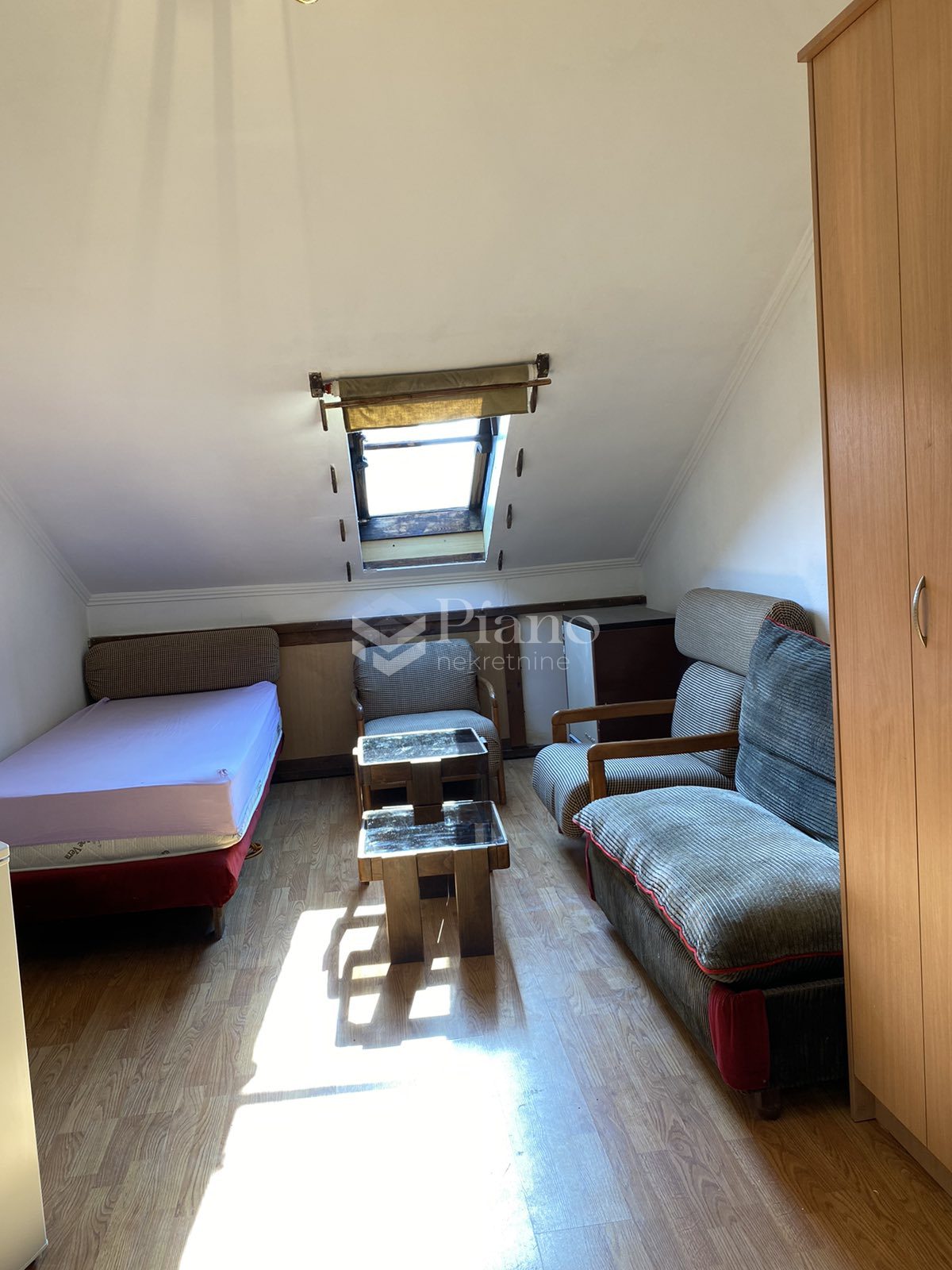 Namještena garsonjera Preko Morače