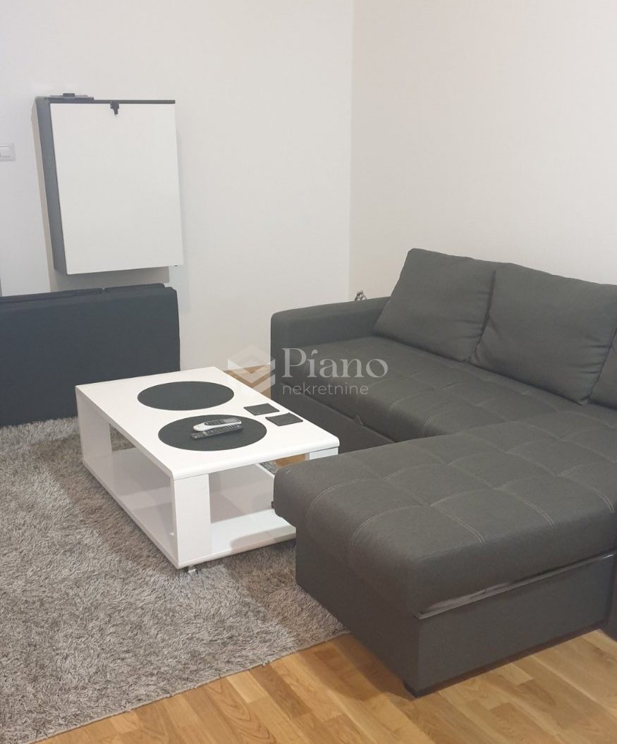 Namještena garsonjera na Starom Aerodromu