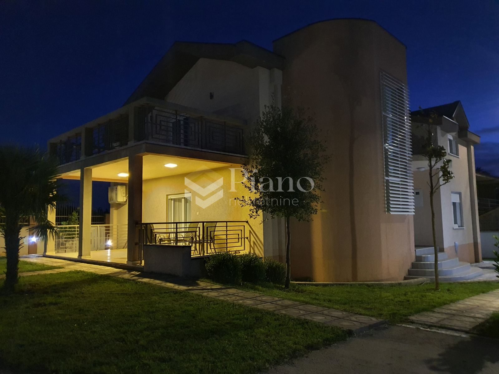 Namještena kuća u Vranićima