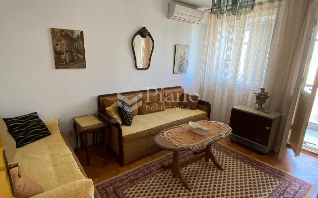 Namješten jednosoban stan Preko Morače