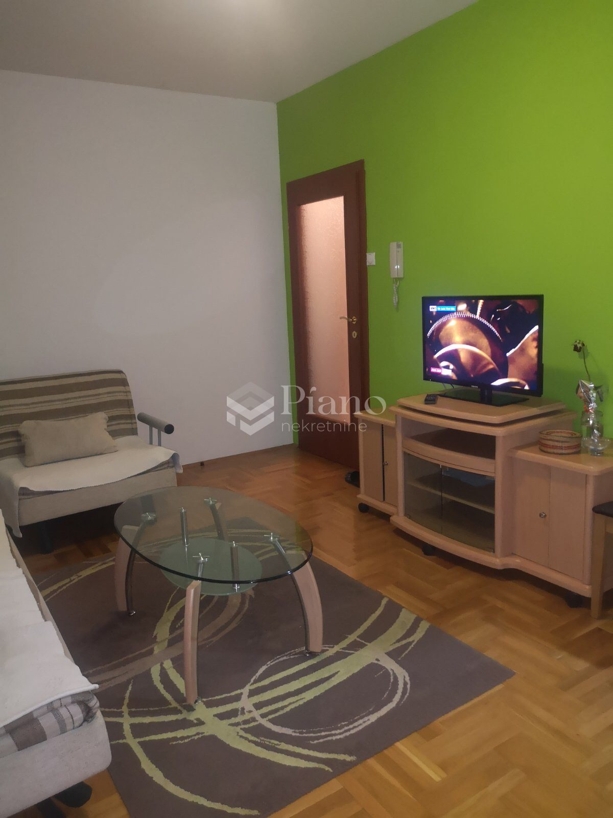 Namještena garsonjera na Zabjelu