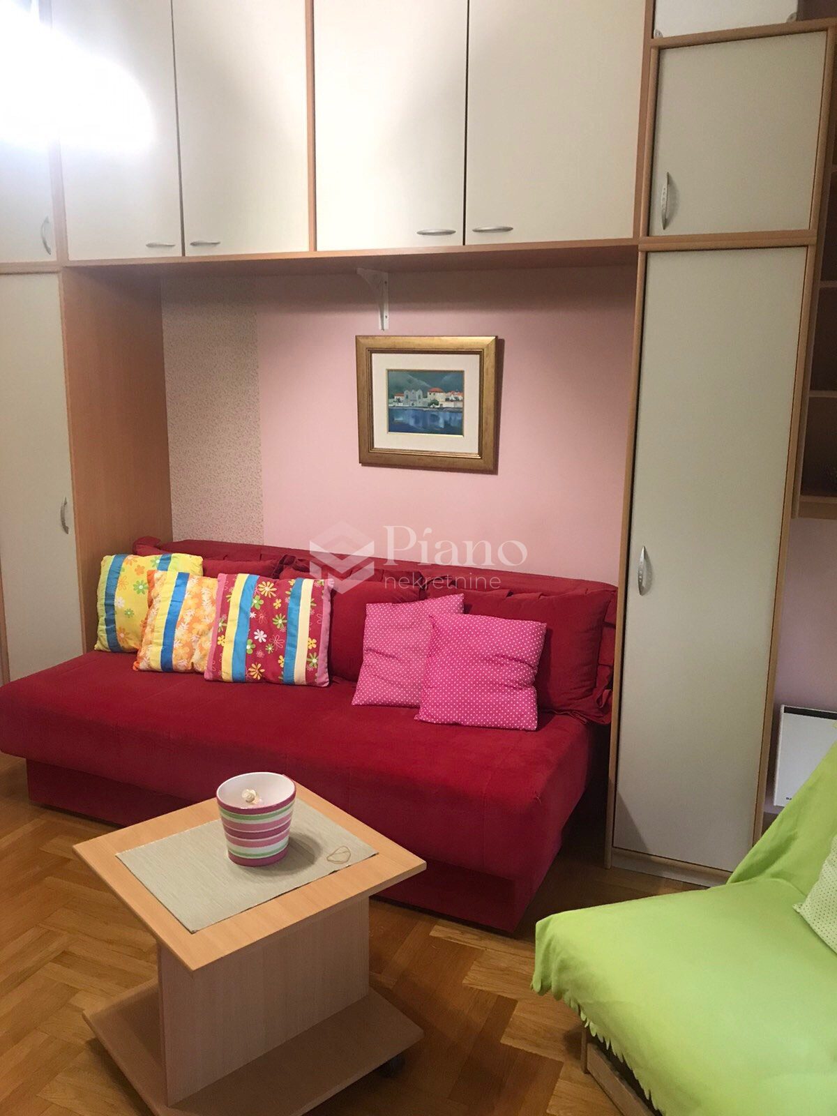 Namještena garsonjera Preko Morače