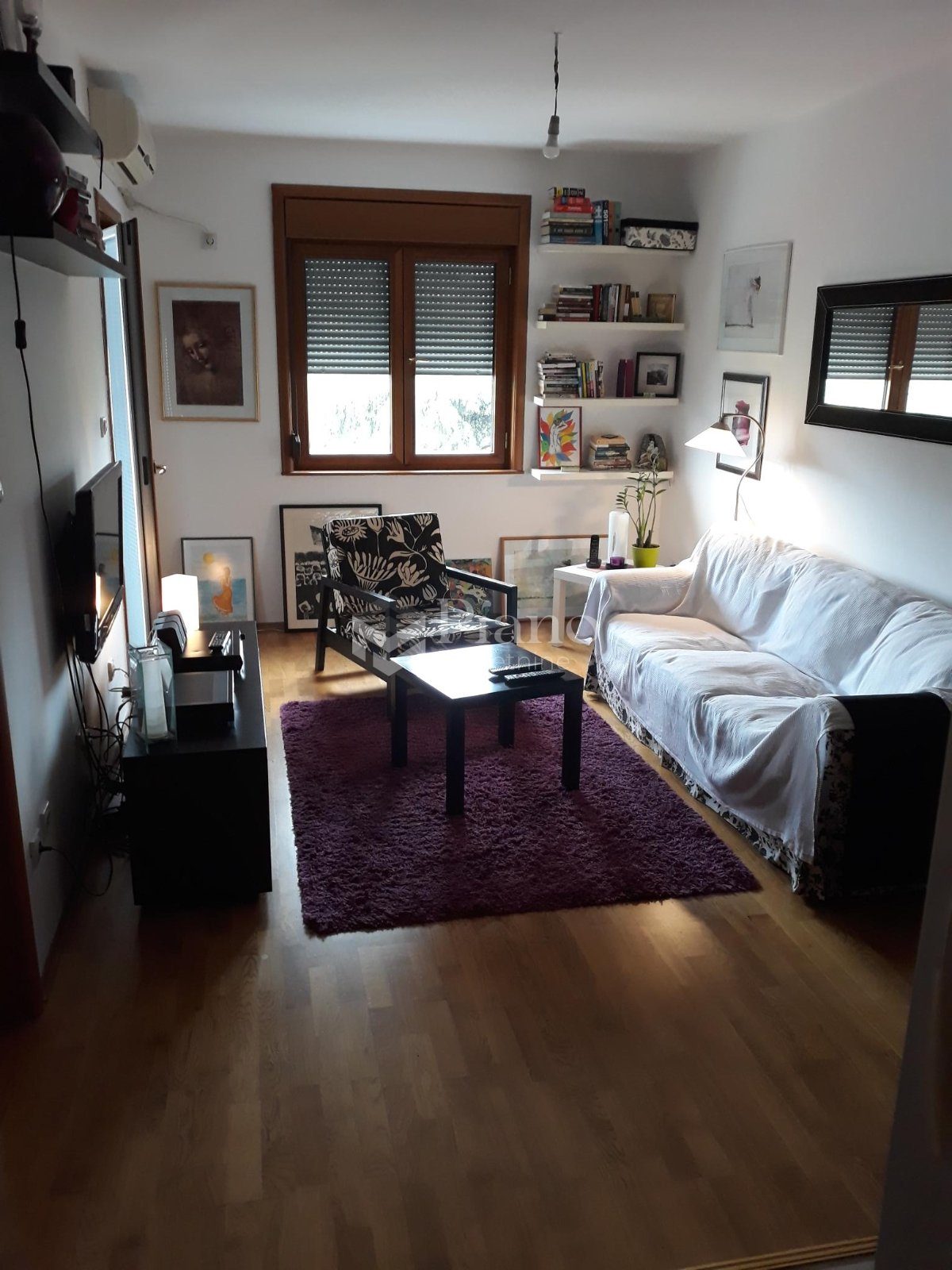 Namješten jednosoban stan na Pobrežju