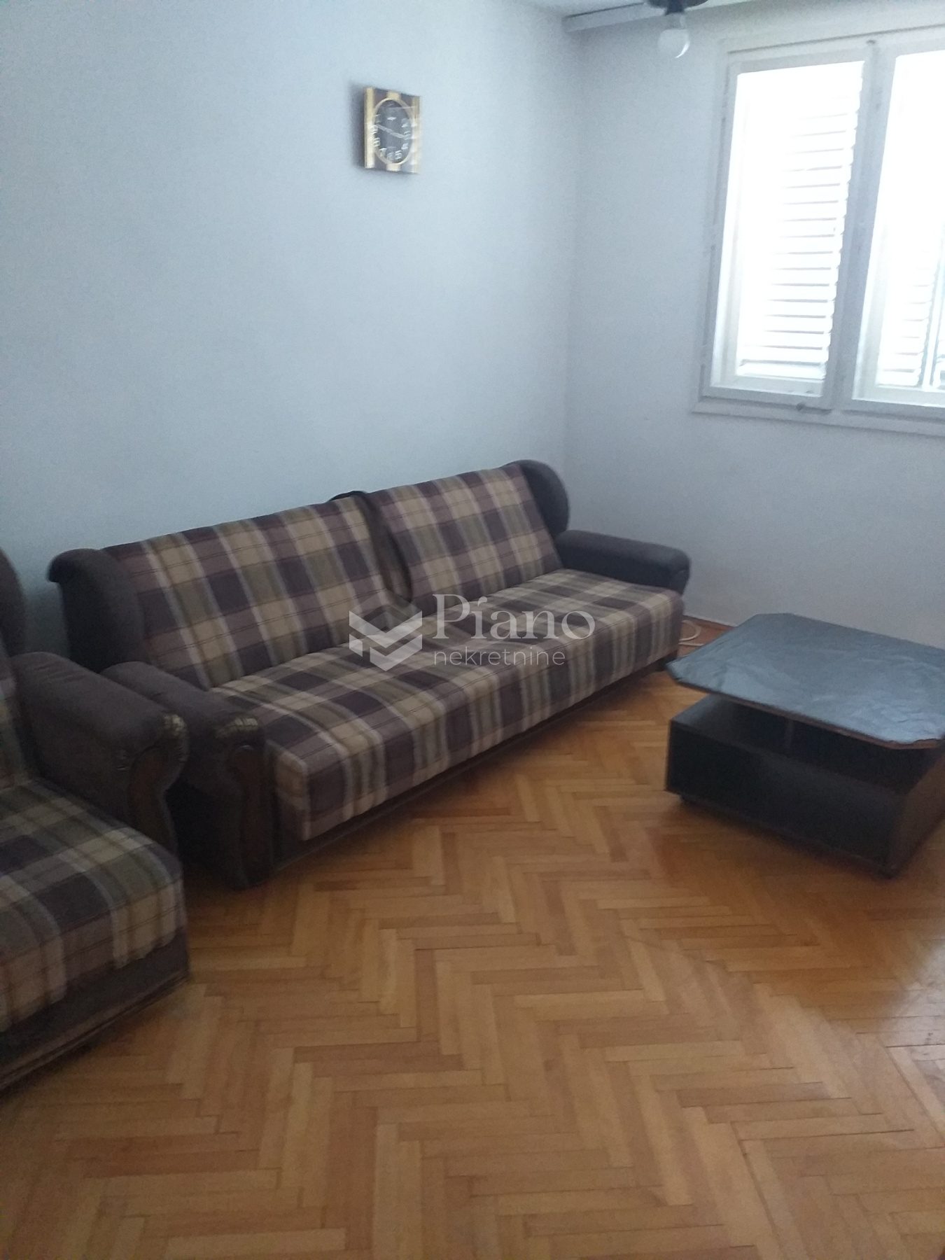 Polunamještena garsonjera Preko Morače