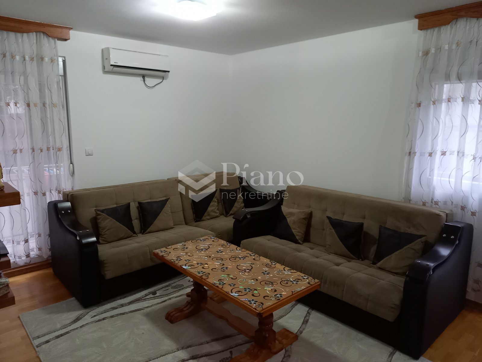 Namješten jednosoban stan u Dalmatinskoj ulici