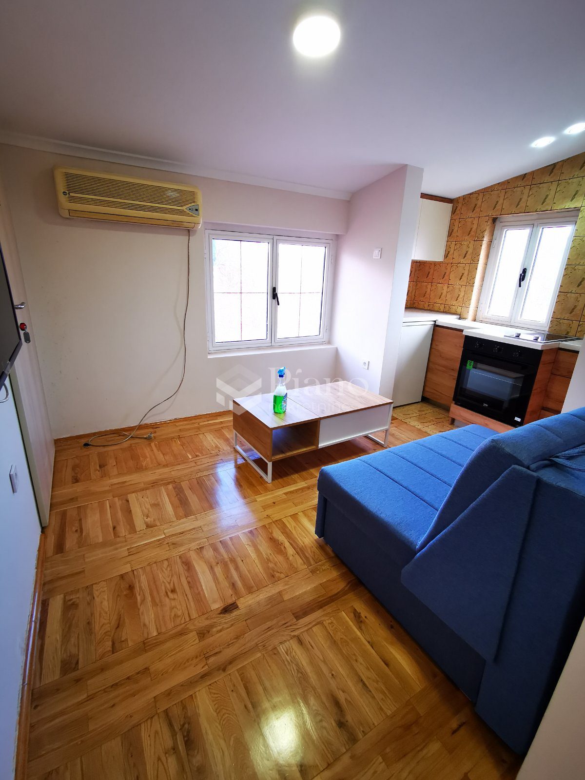 Namješten jednosoban stan na Draču