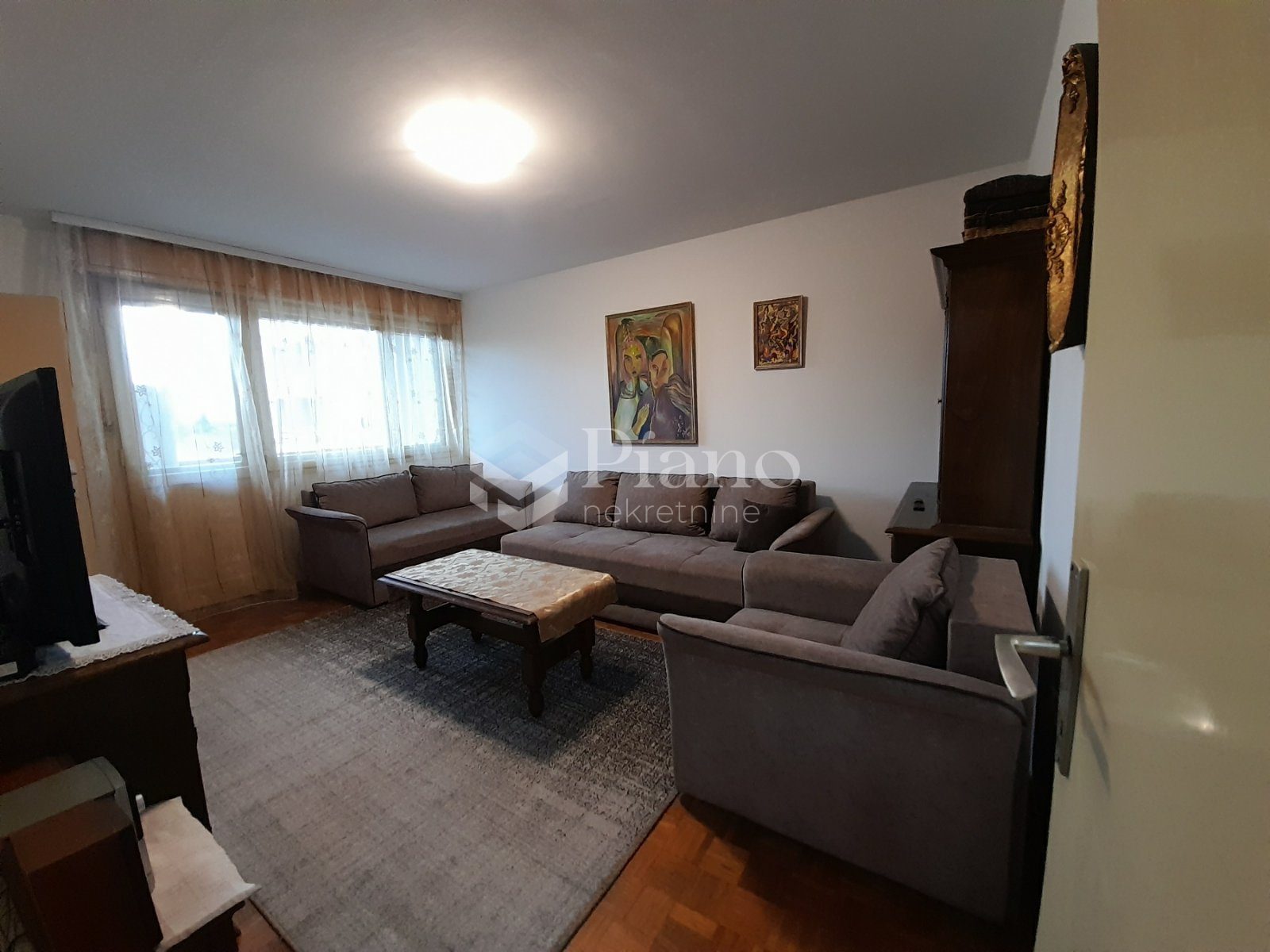 Namješten dvosoban stan na Pobrežju