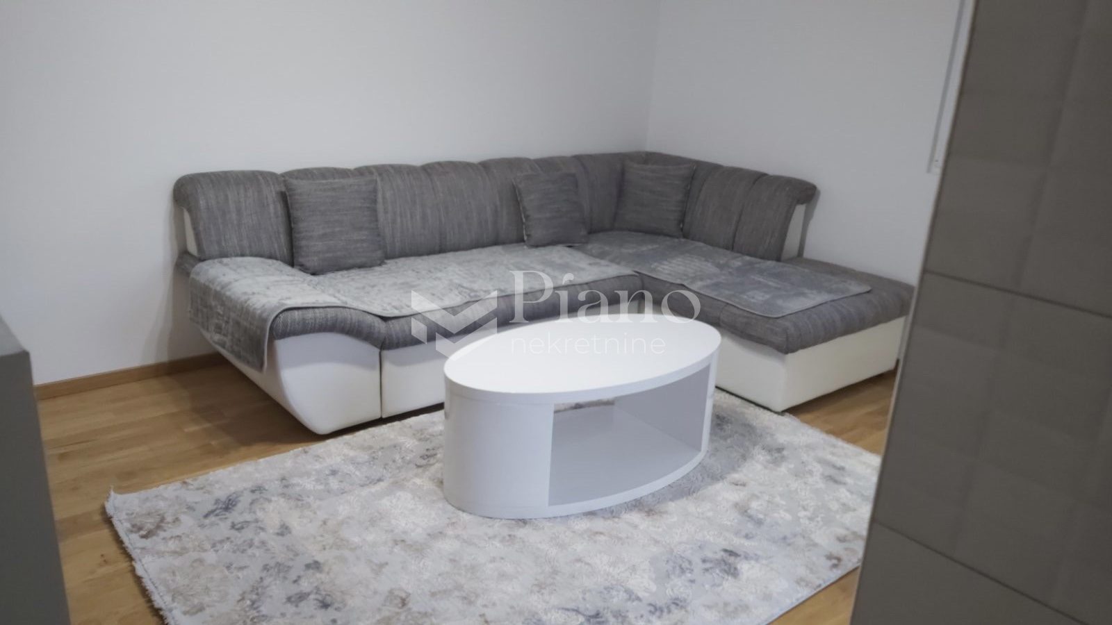 Namješten jednosoban stan na Starom Aerodromu