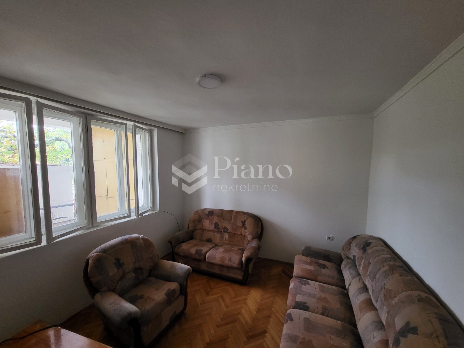 Namješten jednosoban stan u Maslinama