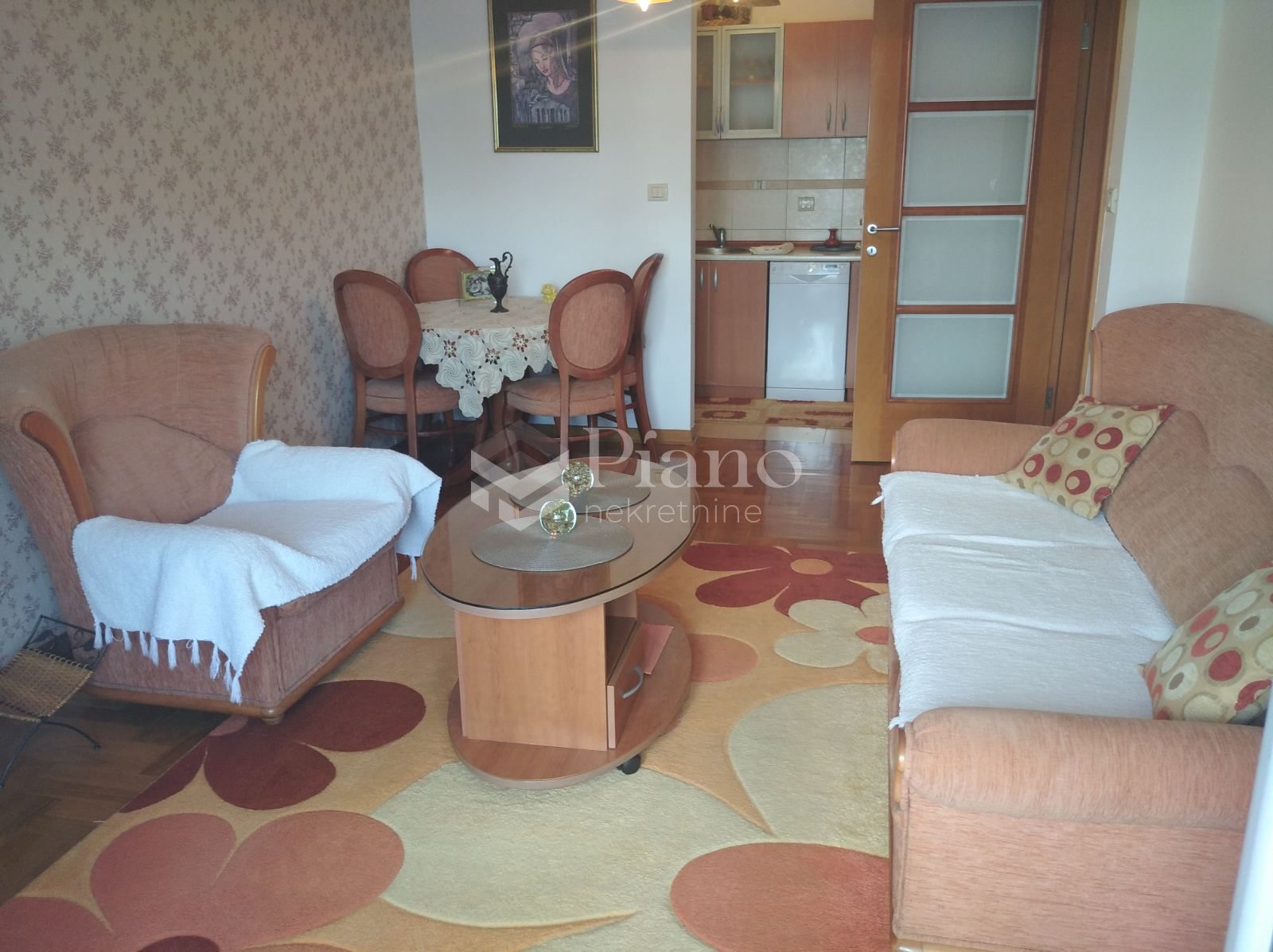 Namješten jednosoban stan Preko Morače