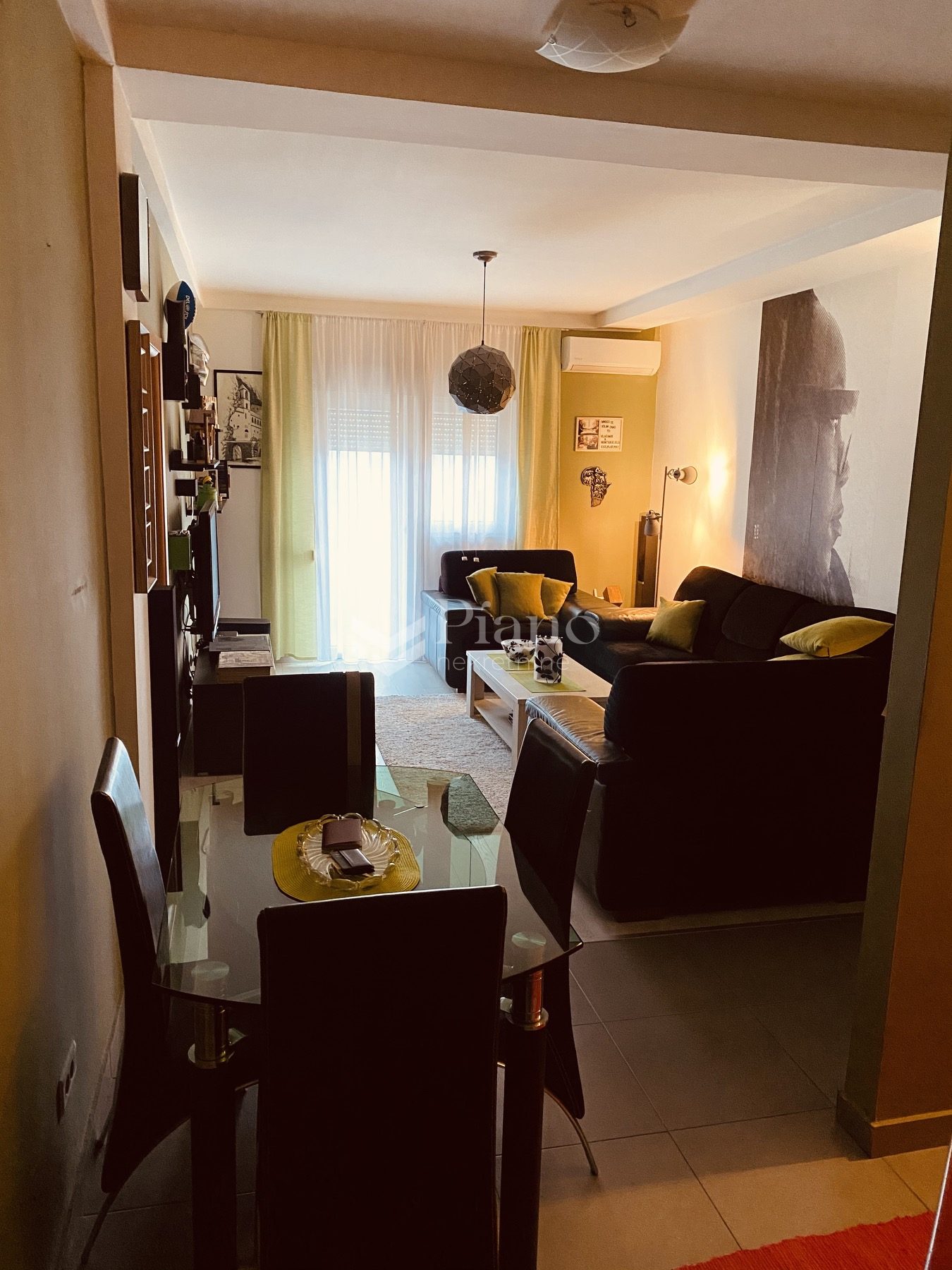 Namješten dvosoban stan na Starom Aerodromu