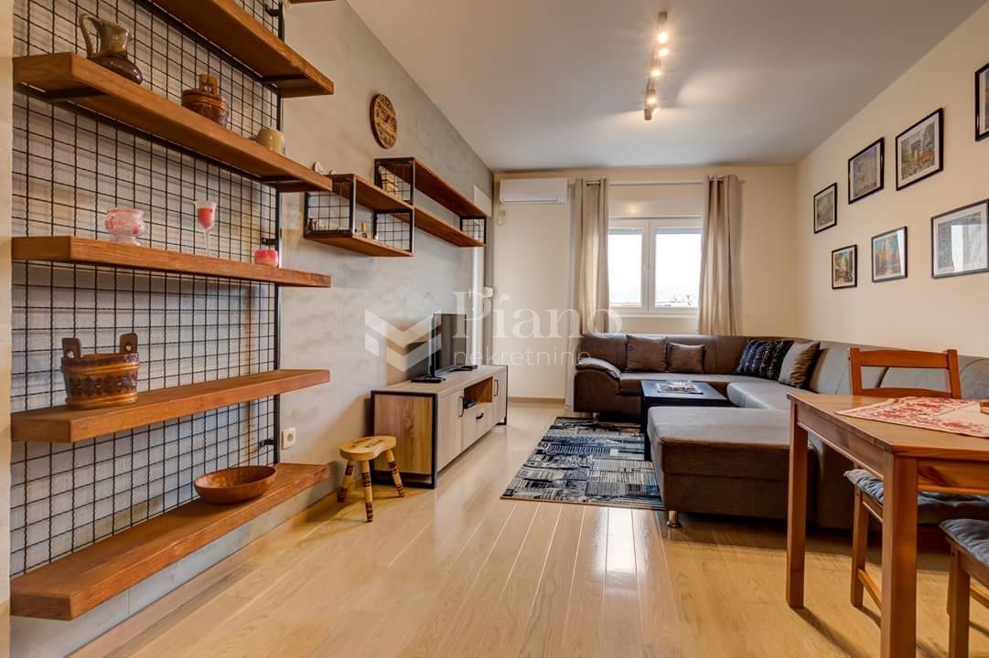 Namješten jednosoban stan u City kvartu