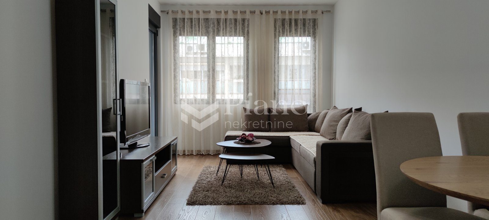 Furnished one bedroom apartment, Tološka forest 