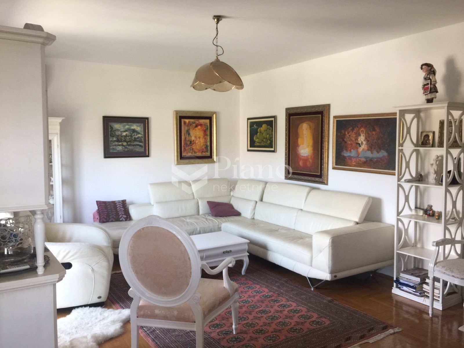 Lux furnished three bedroom apartment in Blok 9