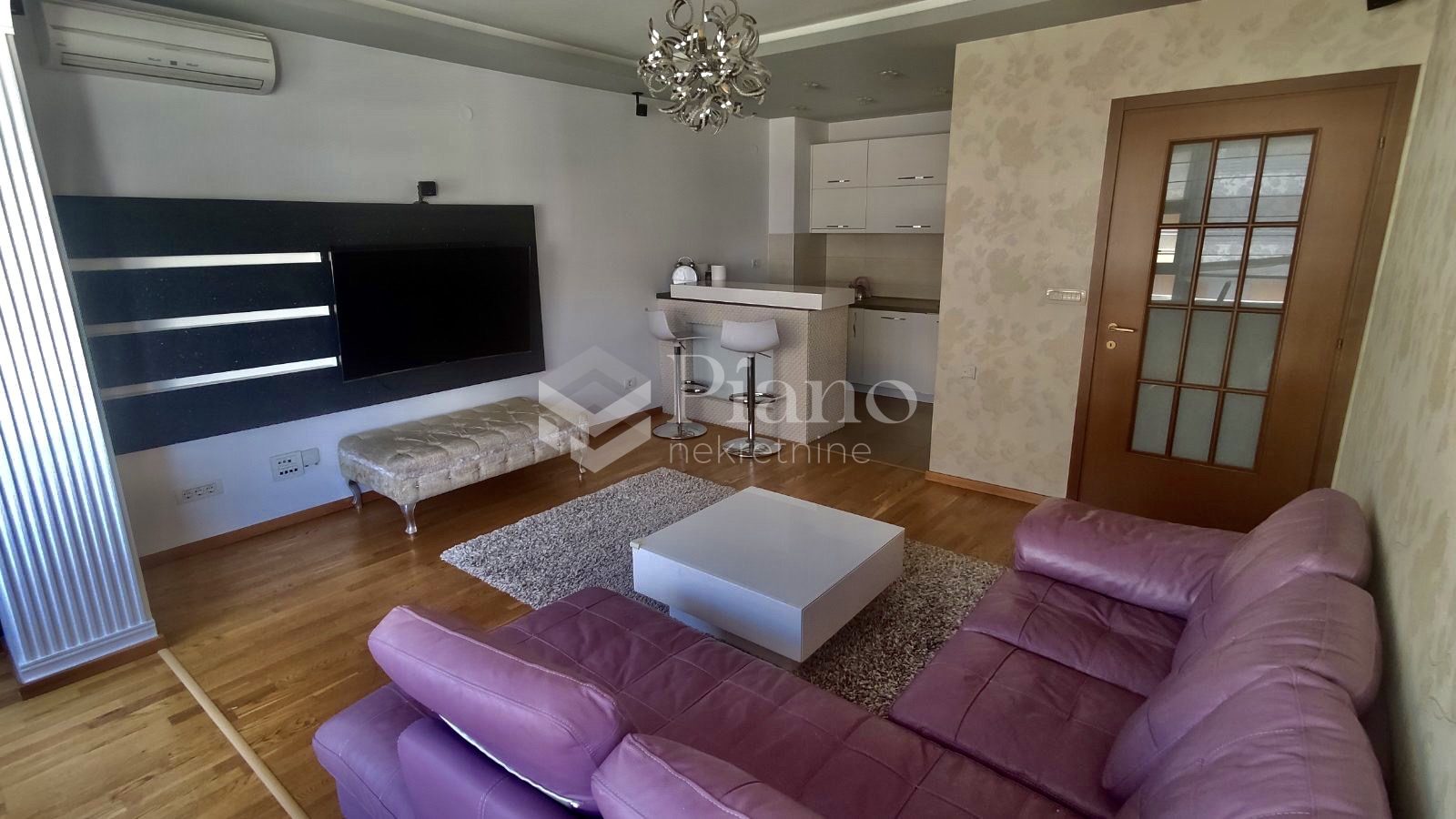 Lux furnished two bedroom apartment, City kvart