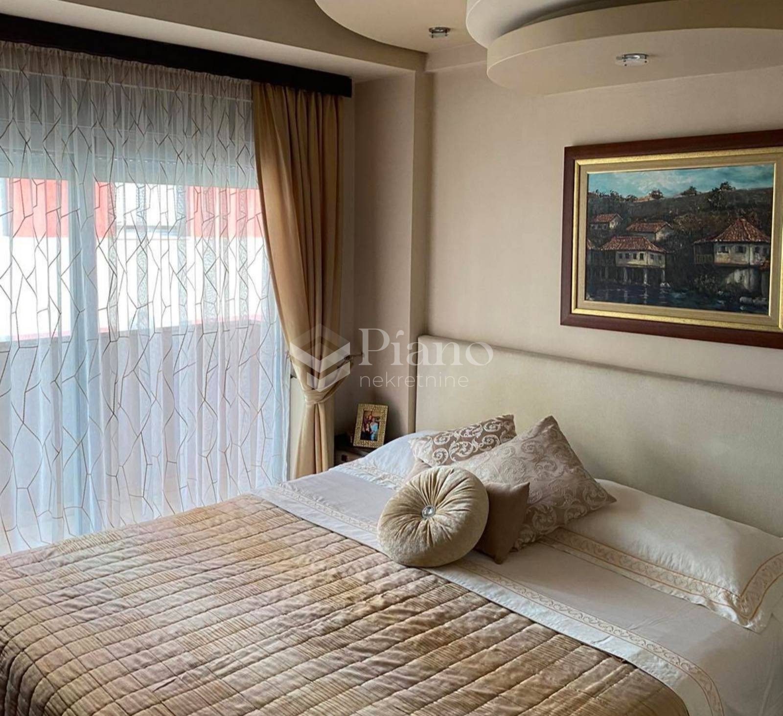 Furnished two bedroom apartment in city center