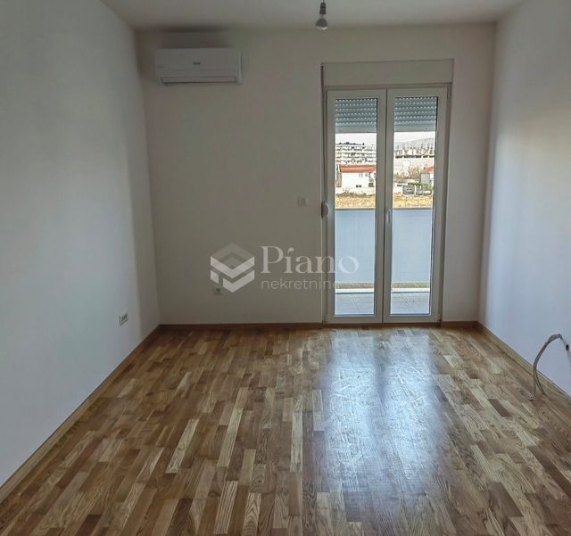 Unfurnished one bedroom apartment on Zabjelo