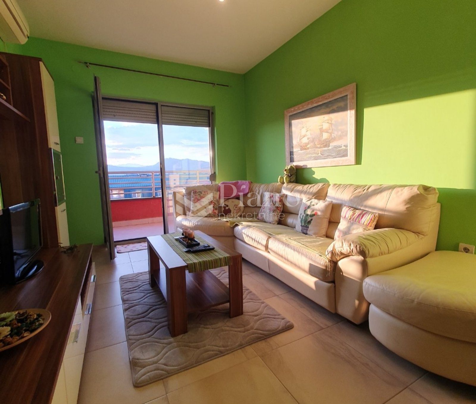 Furnished one bedroom apartment, Delta