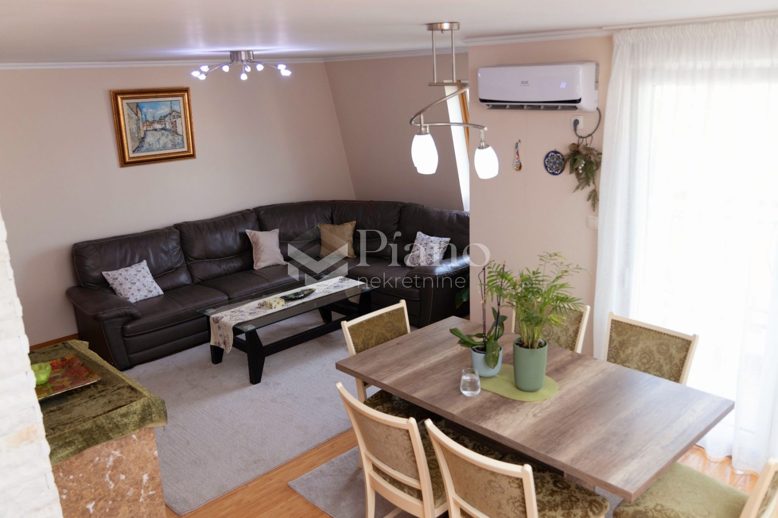 Furnished three bedroom apartment, Zabjelo